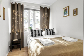 MainStreet apartment with free parking on premises